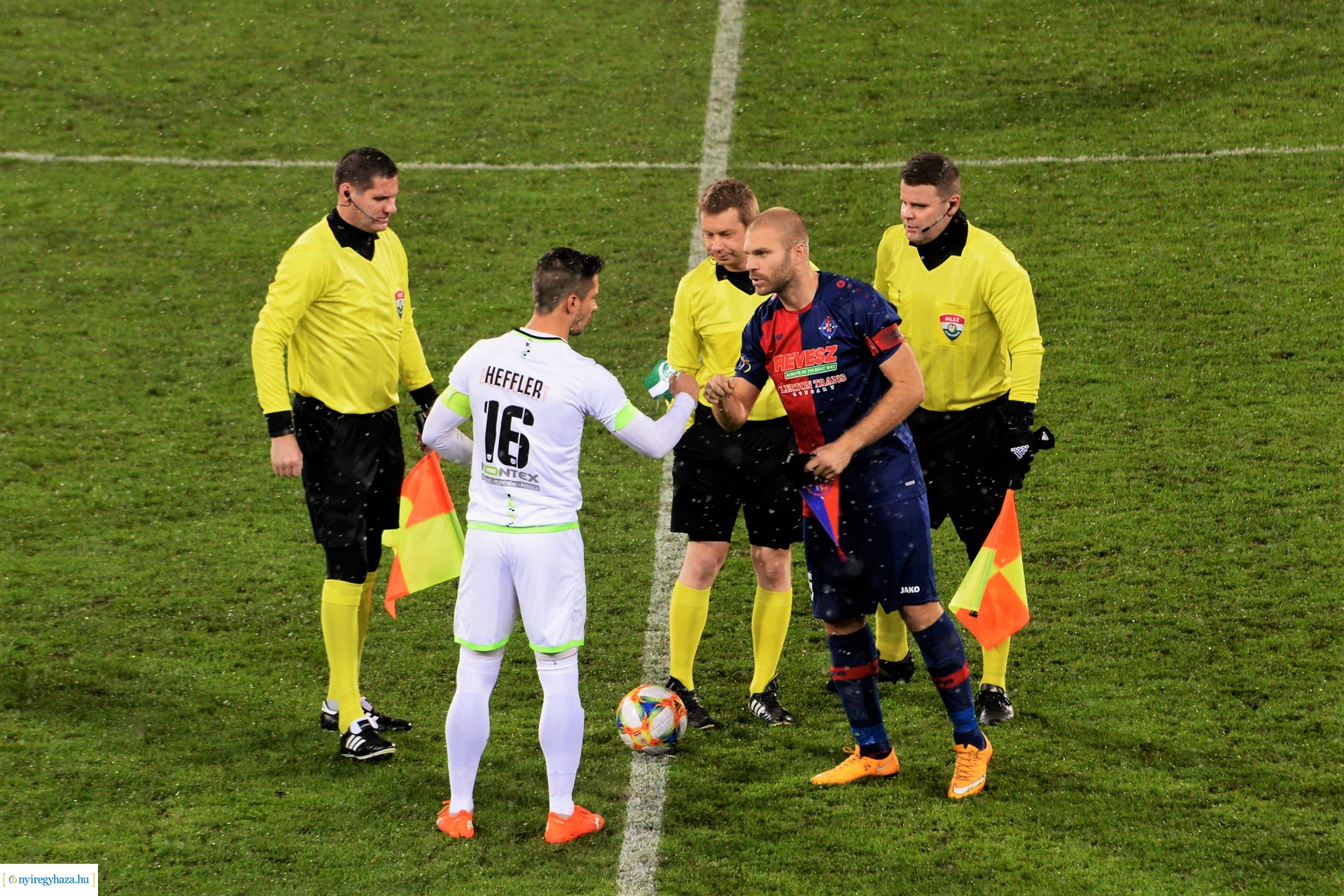 Szpari-Ajka labdarúgó mérkőzés 2020 ősz