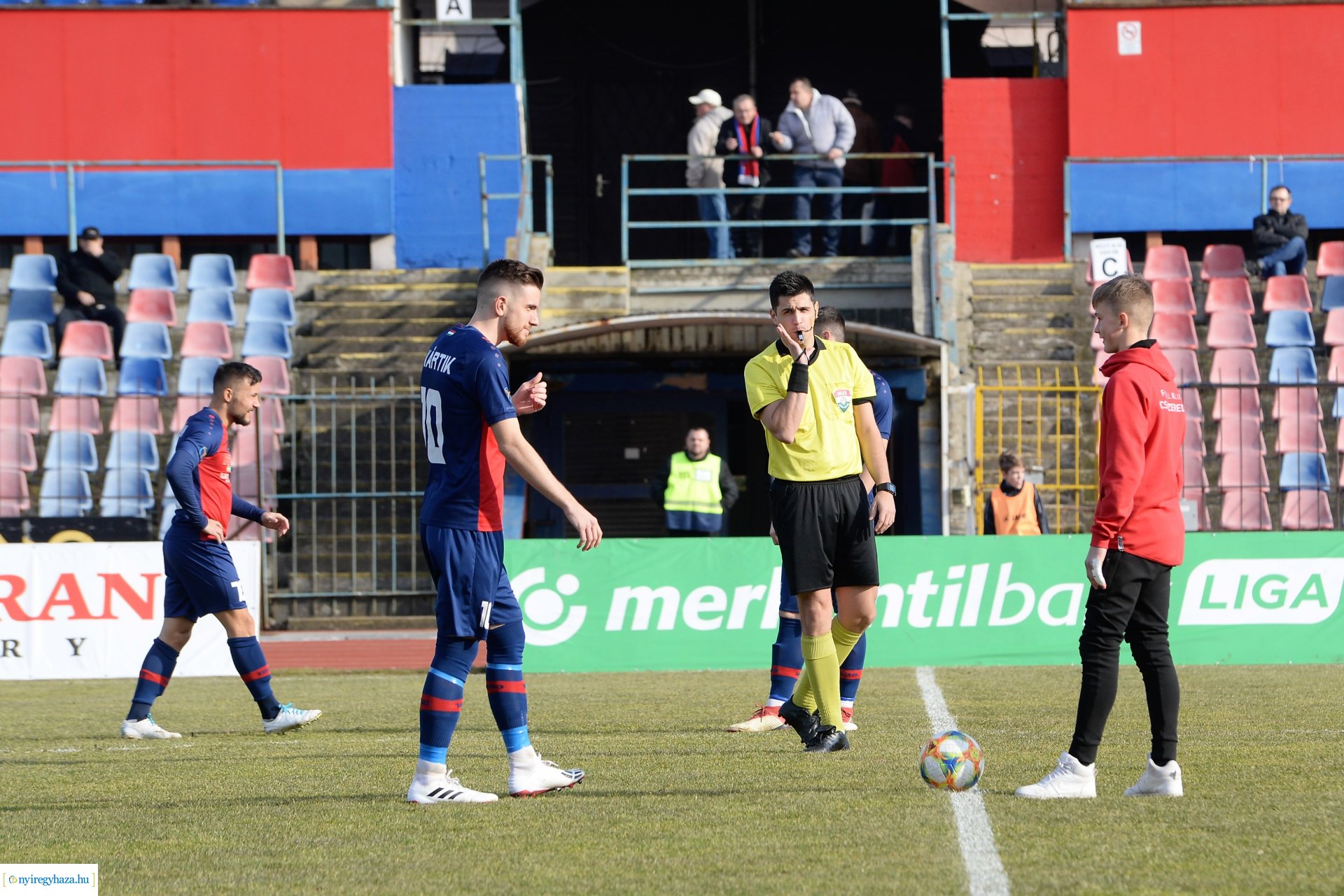 Szpari-Ajka labdarúgó mérkőzés