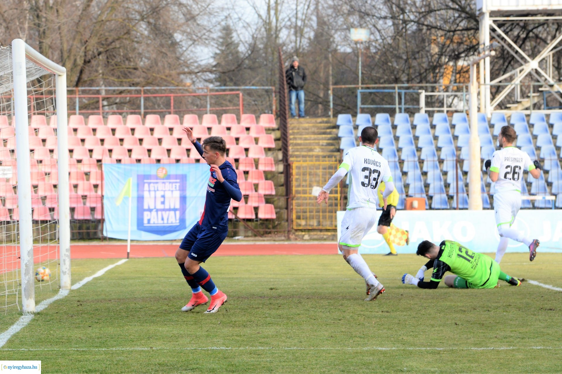 Szpari-Ajka labdarúgó mérkőzés