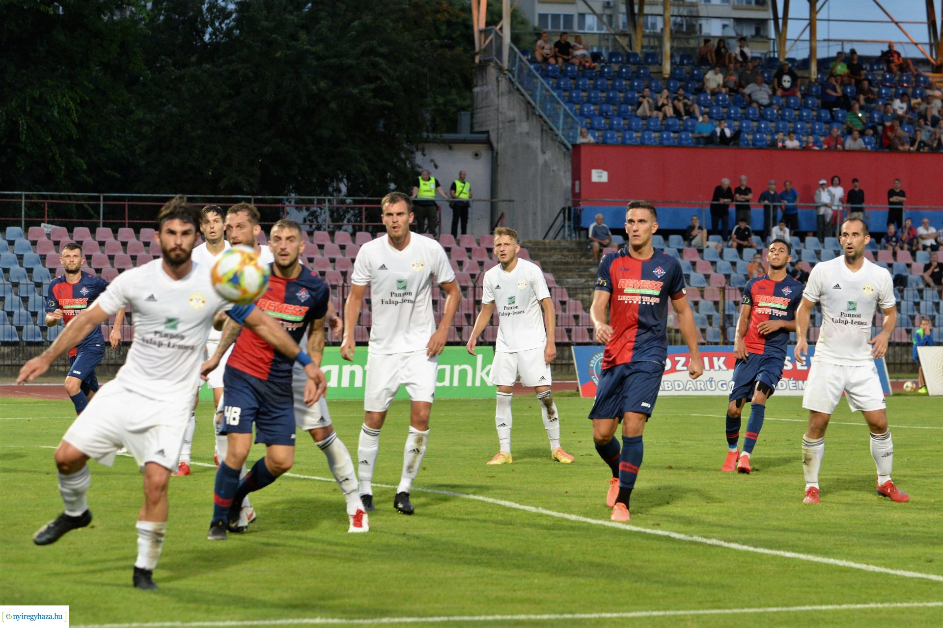 Szpari-Dorog labdarúgó mérkőzés 2020 ősz