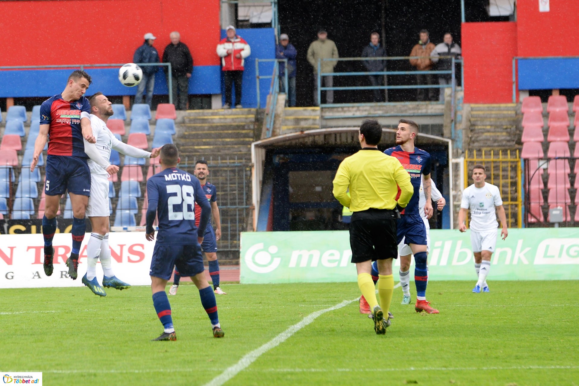 Szpari-Dorog labdarúgó mérkőzés