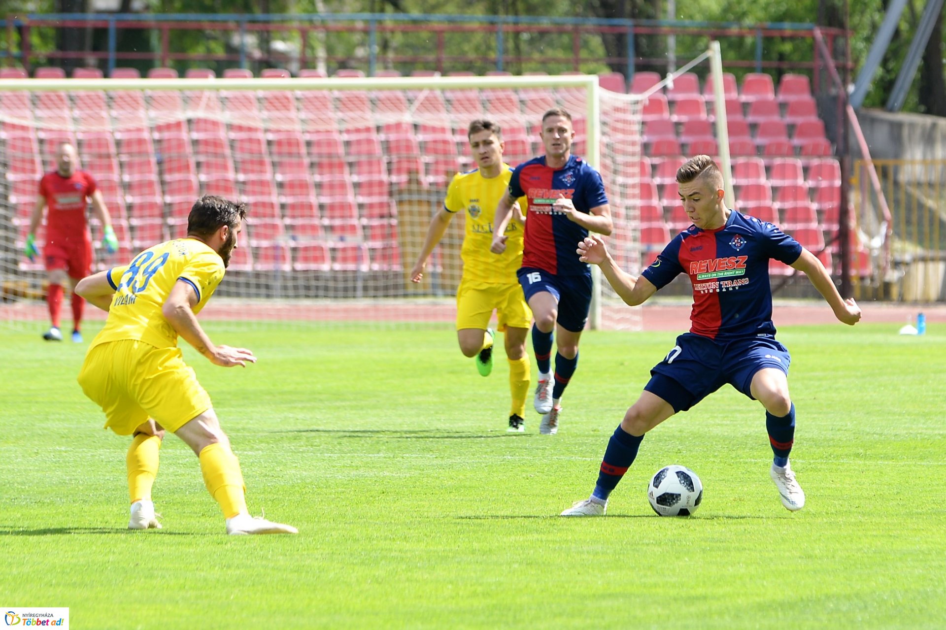 Szpari-Gyirmót FC labdarúgó mérkőzés