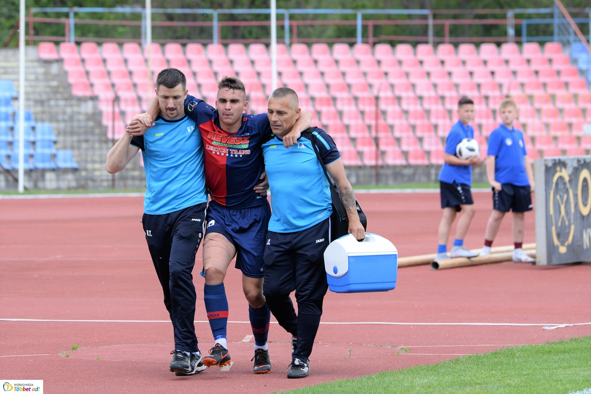 Szpari-Gyirmót FC labdarúgó mérkőzés