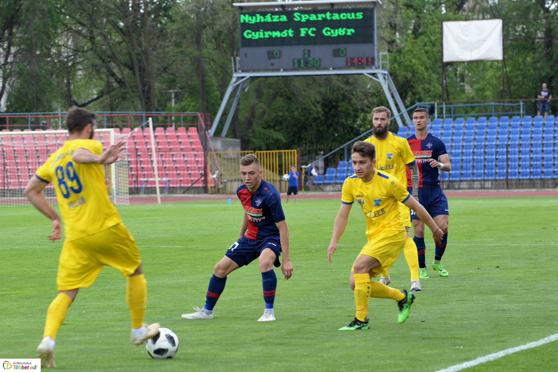 Szpari-Gyirmót FC labdarúgó mérkőzés