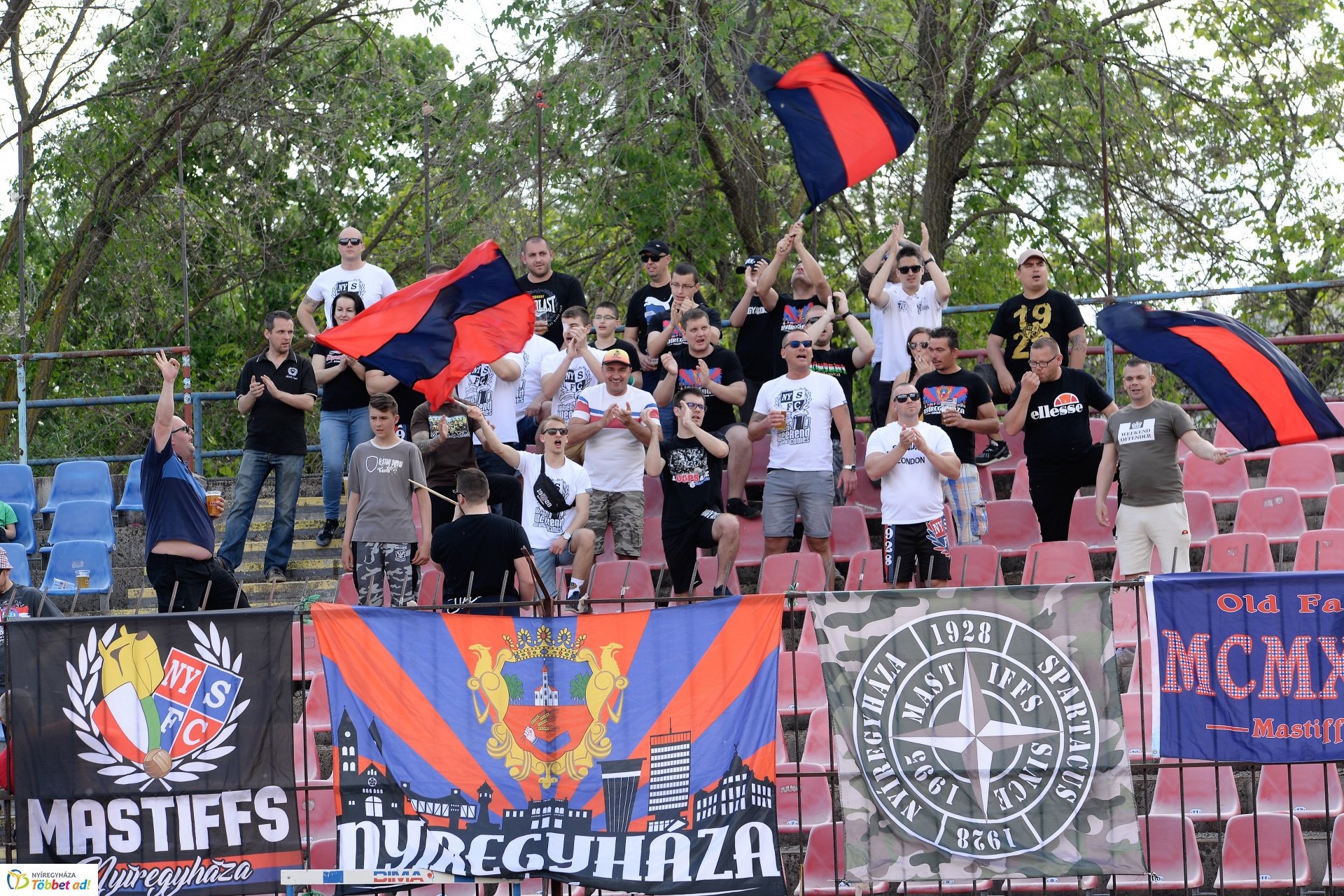 Szpari-Gyirmót FC labdarúgó mérkőzés