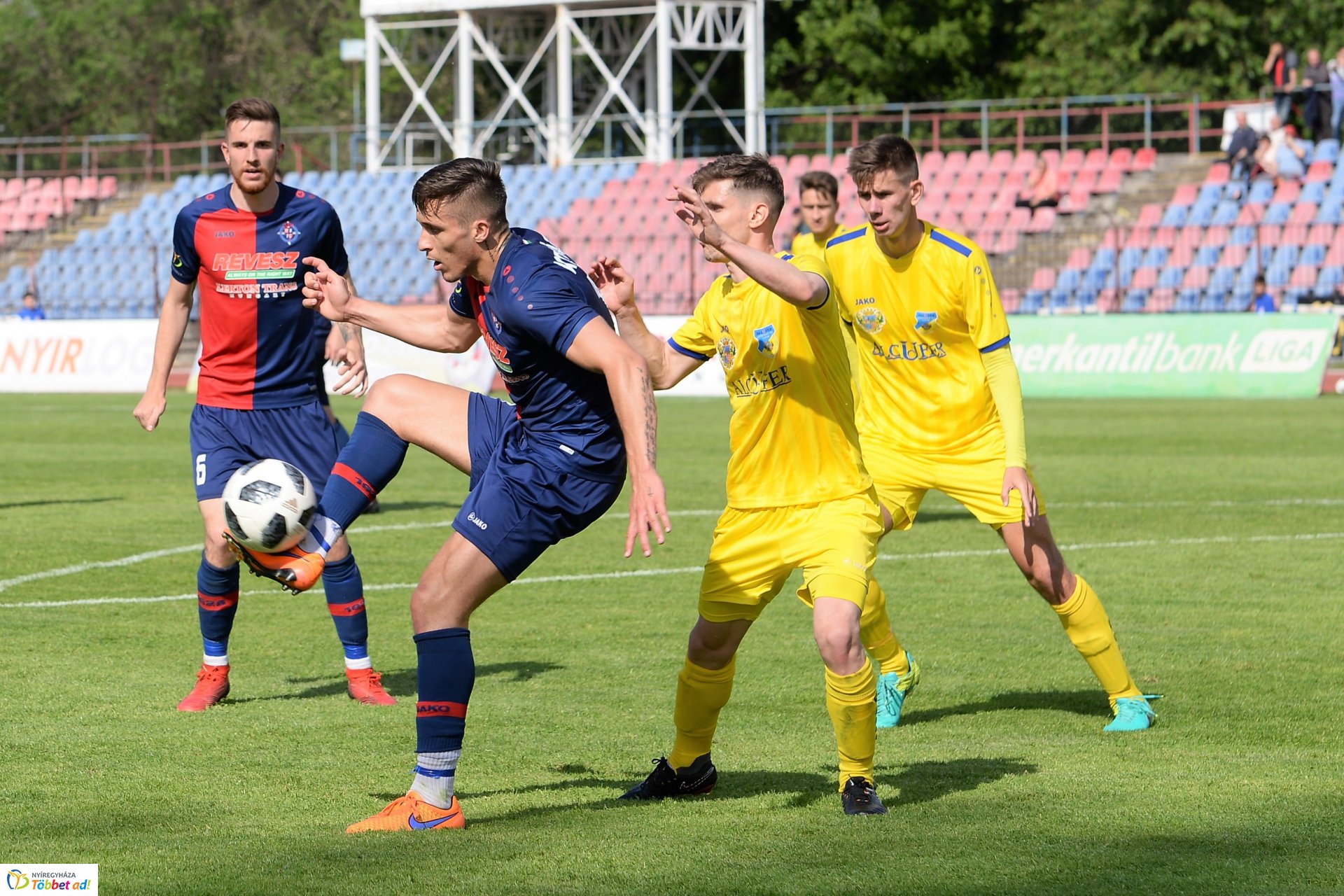 Szpari-Gyirmót FC labdarúgó mérkőzés