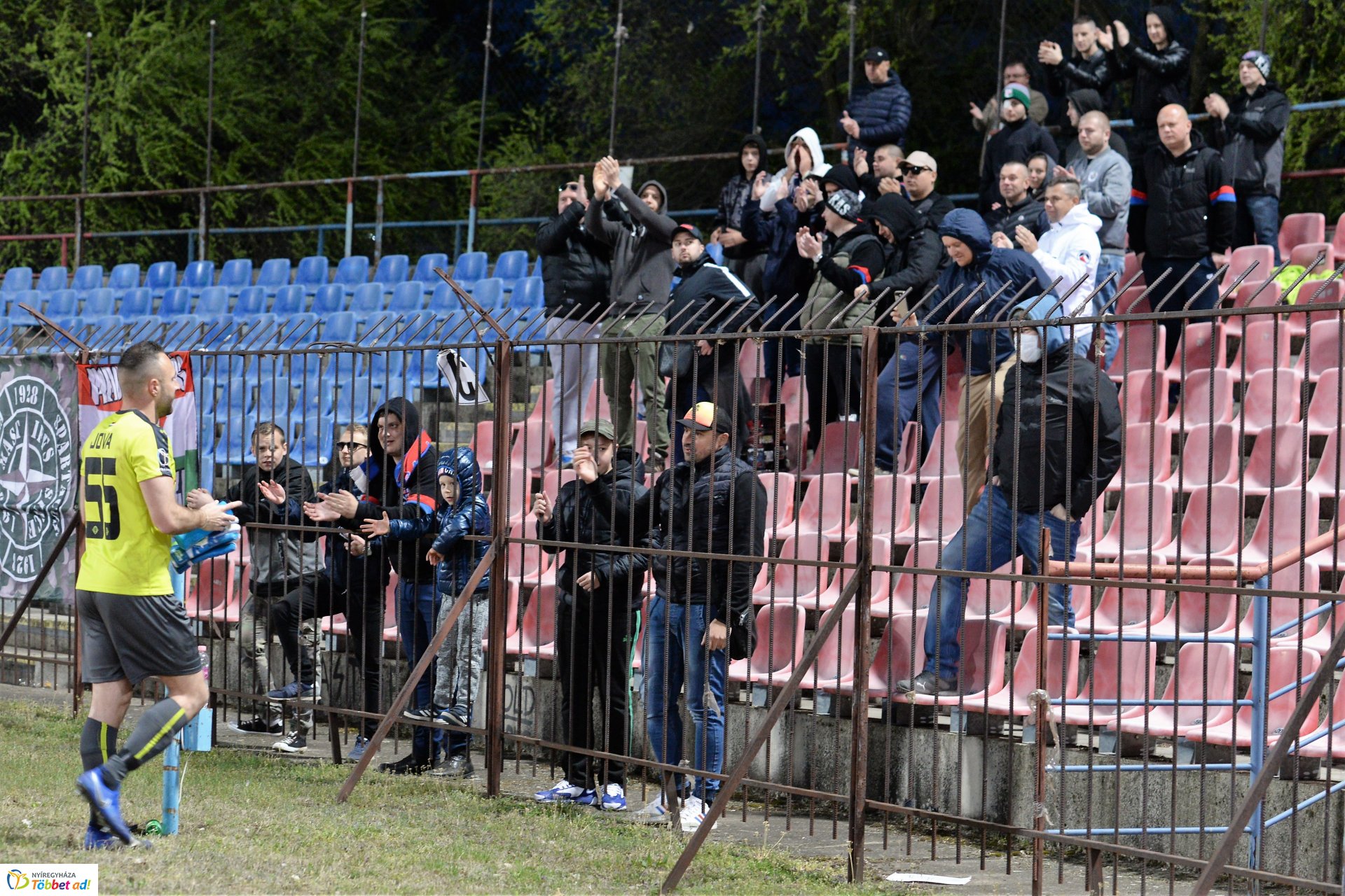 Szpari-Kaposvár labdarúgó mérkőzés