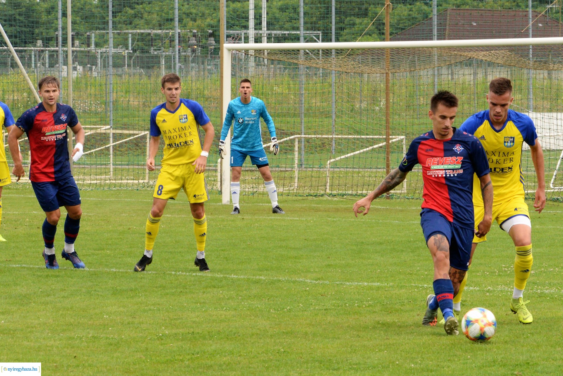 Szpari-Kassa labdarúgó edzőmérkőzés