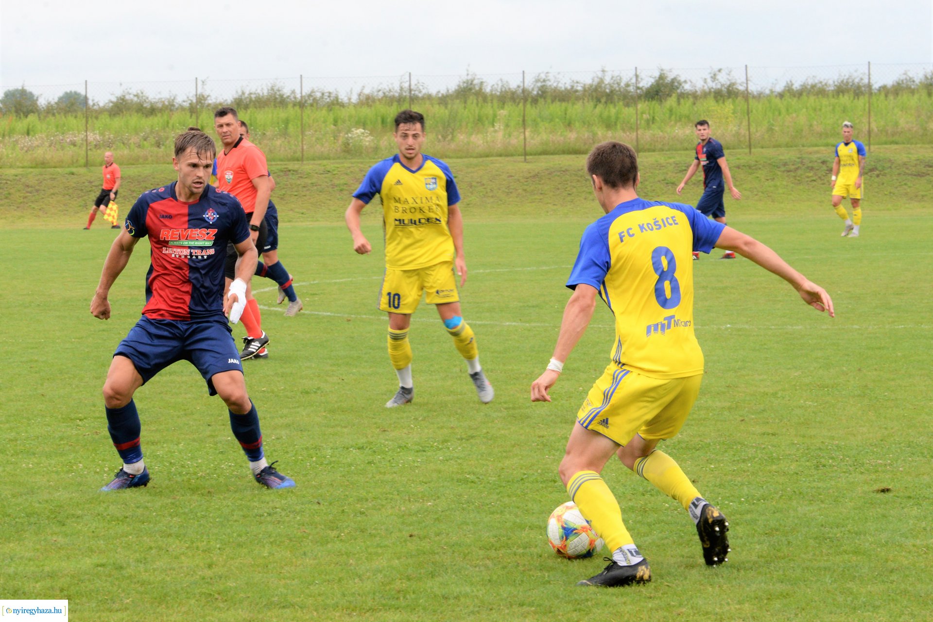 Szpari-Kassa labdarúgó edzőmérkőzés