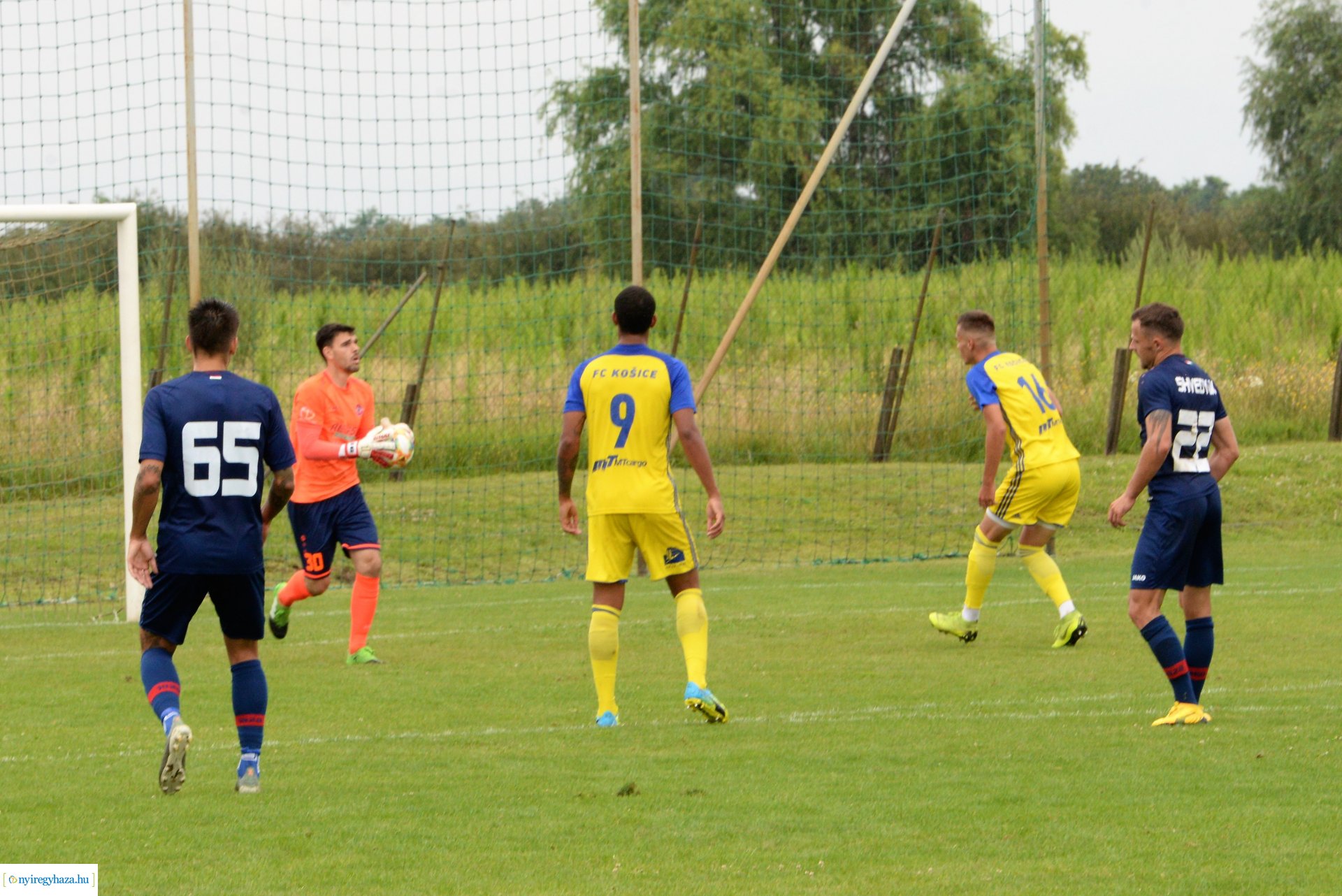 Szpari-Kassa labdarúgó edzőmérkőzés