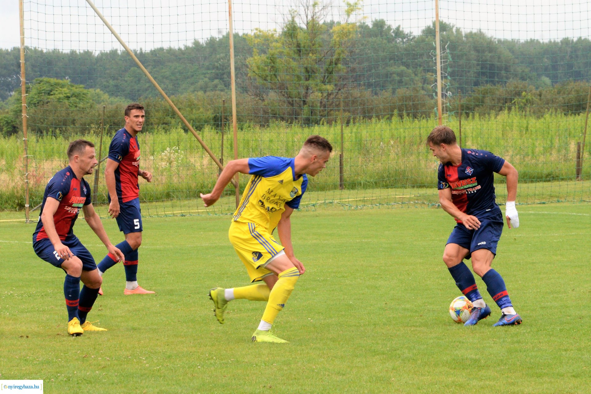 Szpari-Kassa labdarúgó edzőmérkőzés