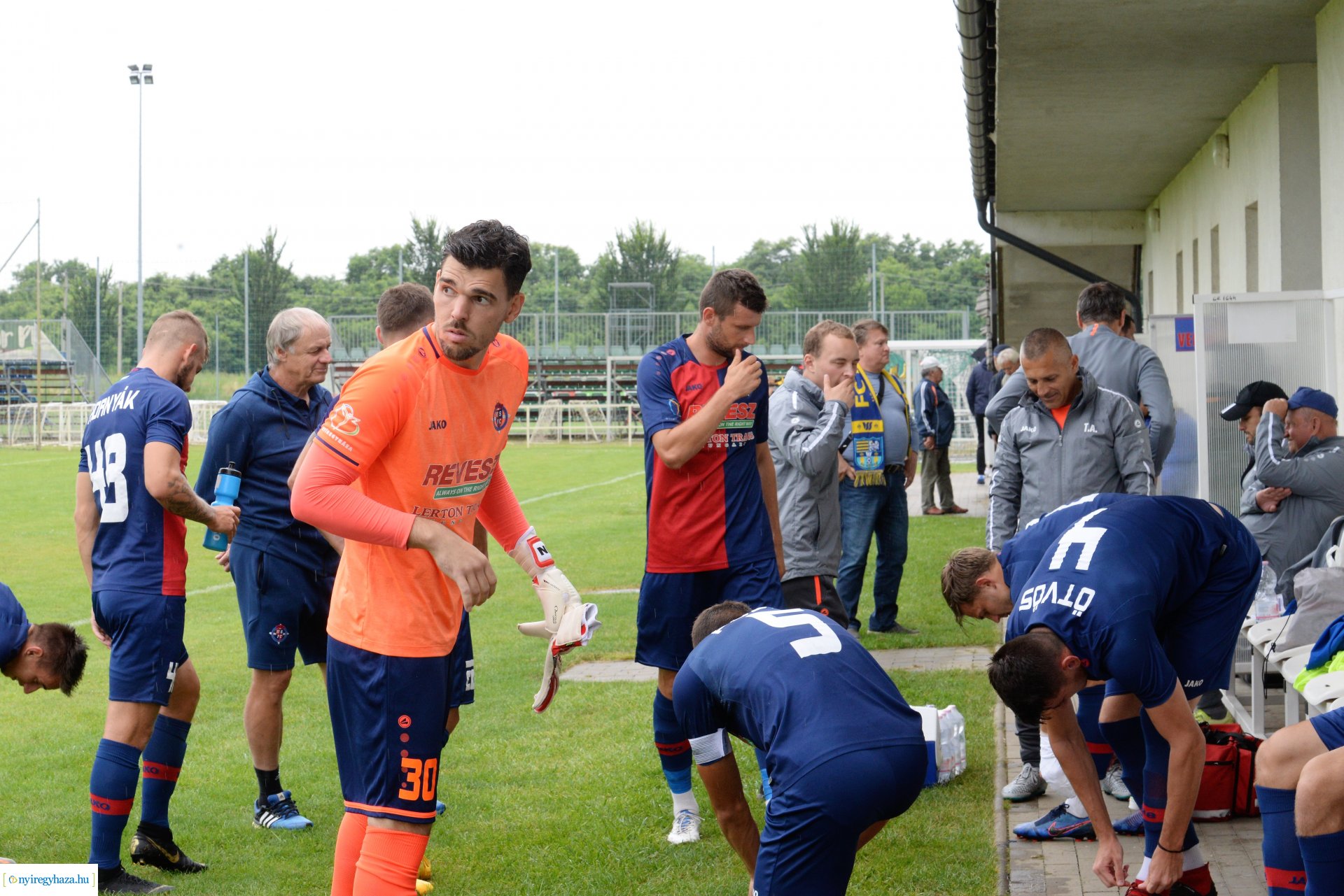 Szpari-Kassa labdarúgó edzőmérkőzés