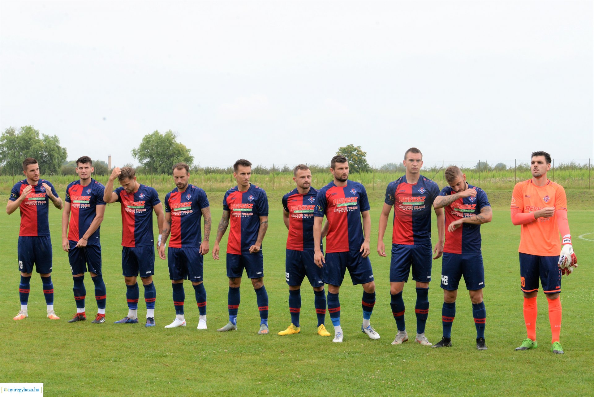 Szpari-Kassa labdarúgó edzőmérkőzés