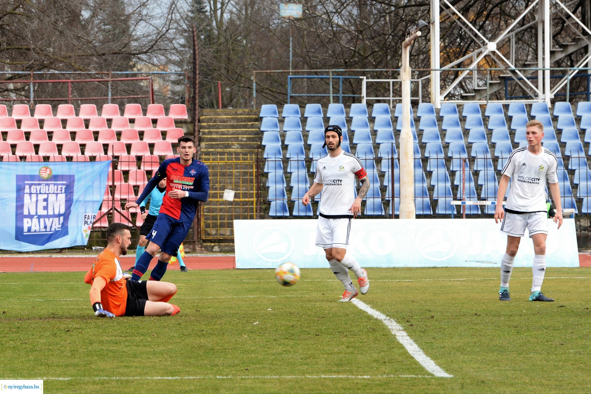 Szpari-Kazincbarcika labdarúgó mérkőzés