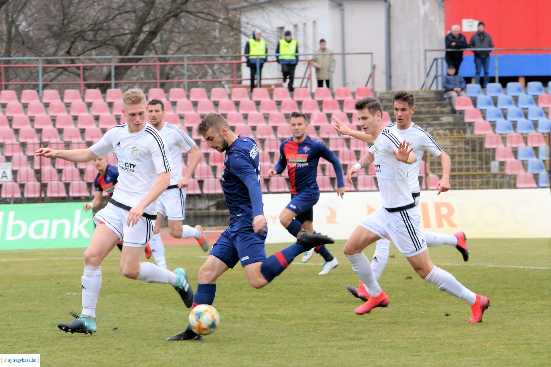 Szpari-Kazincbarcika labdarúgó mérkőzés