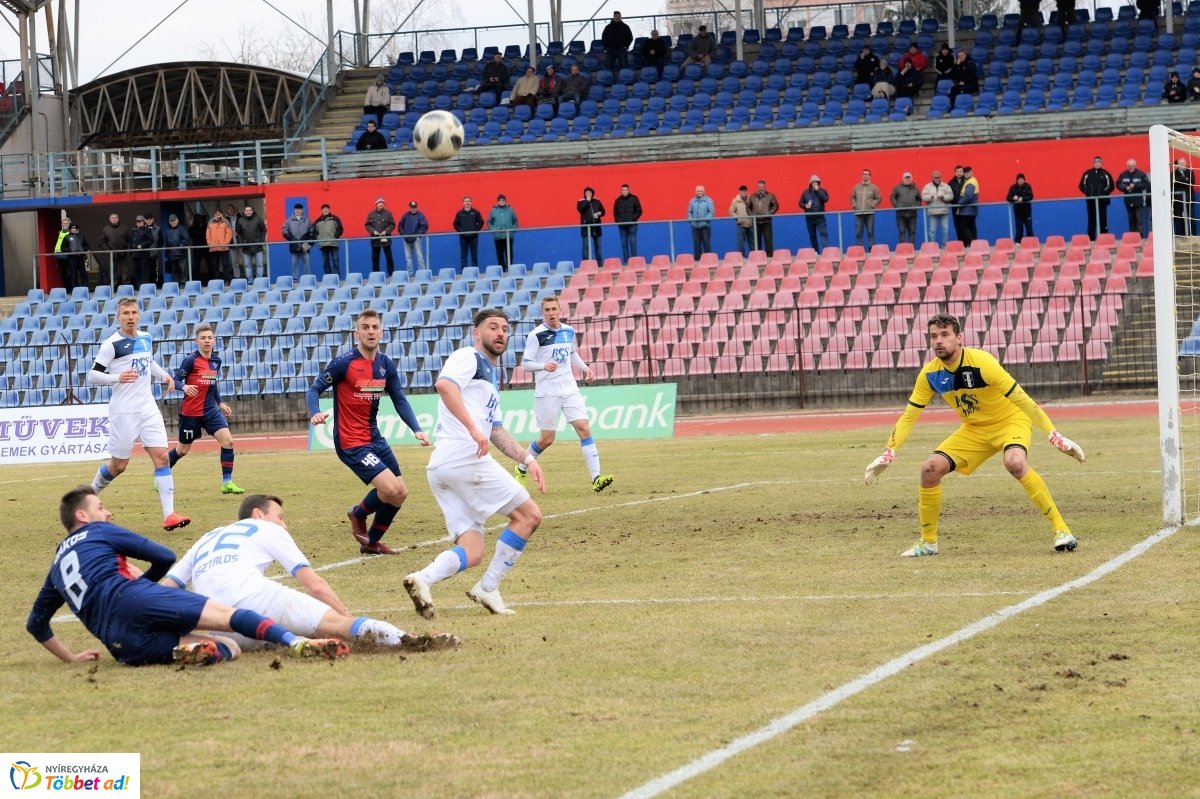 Szpari-Monor labdarúgó mérkőzés