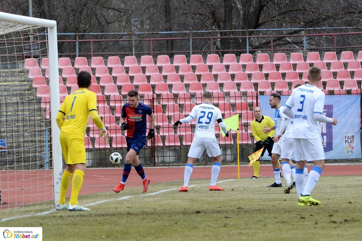 Szpari-Monor labdarúgó mérkőzés