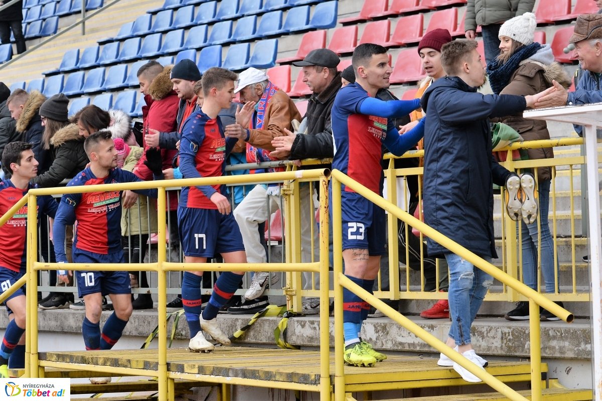 Szpari-Monor labdarúgó mérkőzés