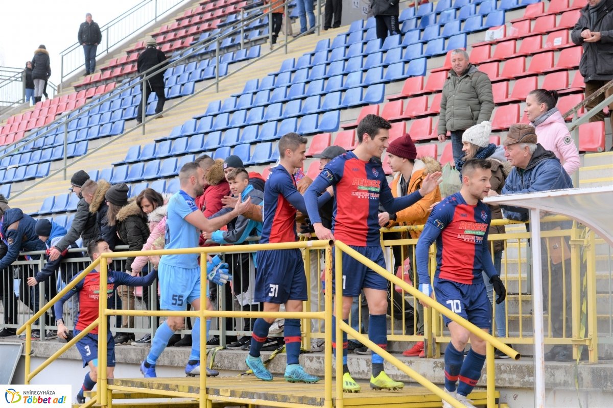 Szpari-Monor labdarúgó mérkőzés