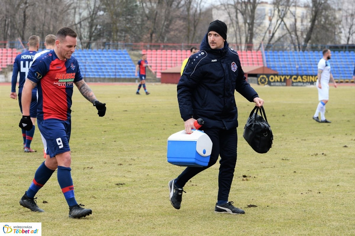 Szpari-Monor labdarúgó mérkőzés