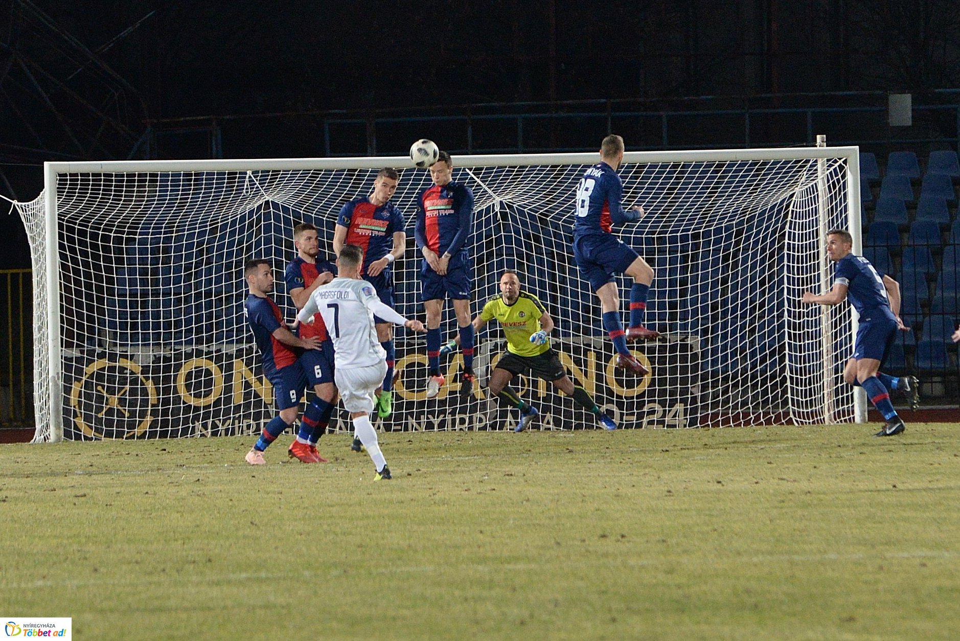 Szpari-Siófok labdarúgó mérkőzés