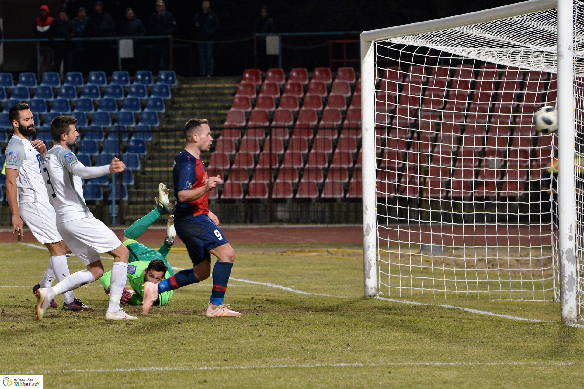 Szpari-Siófok labdarúgó mérkőzés