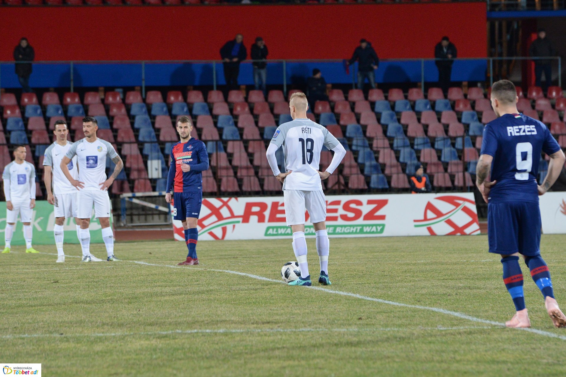 Szpari-Siófok labdarúgó mérkőzés