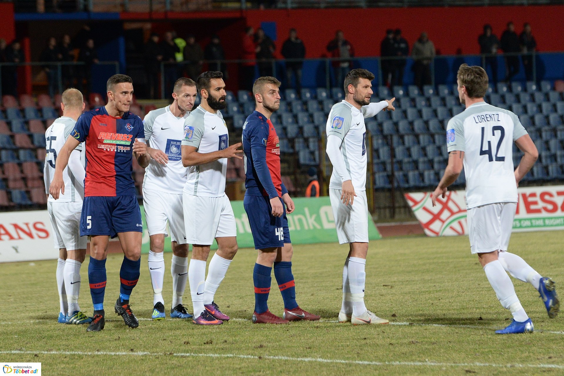 Szpari-Siófok labdarúgó mérkőzés