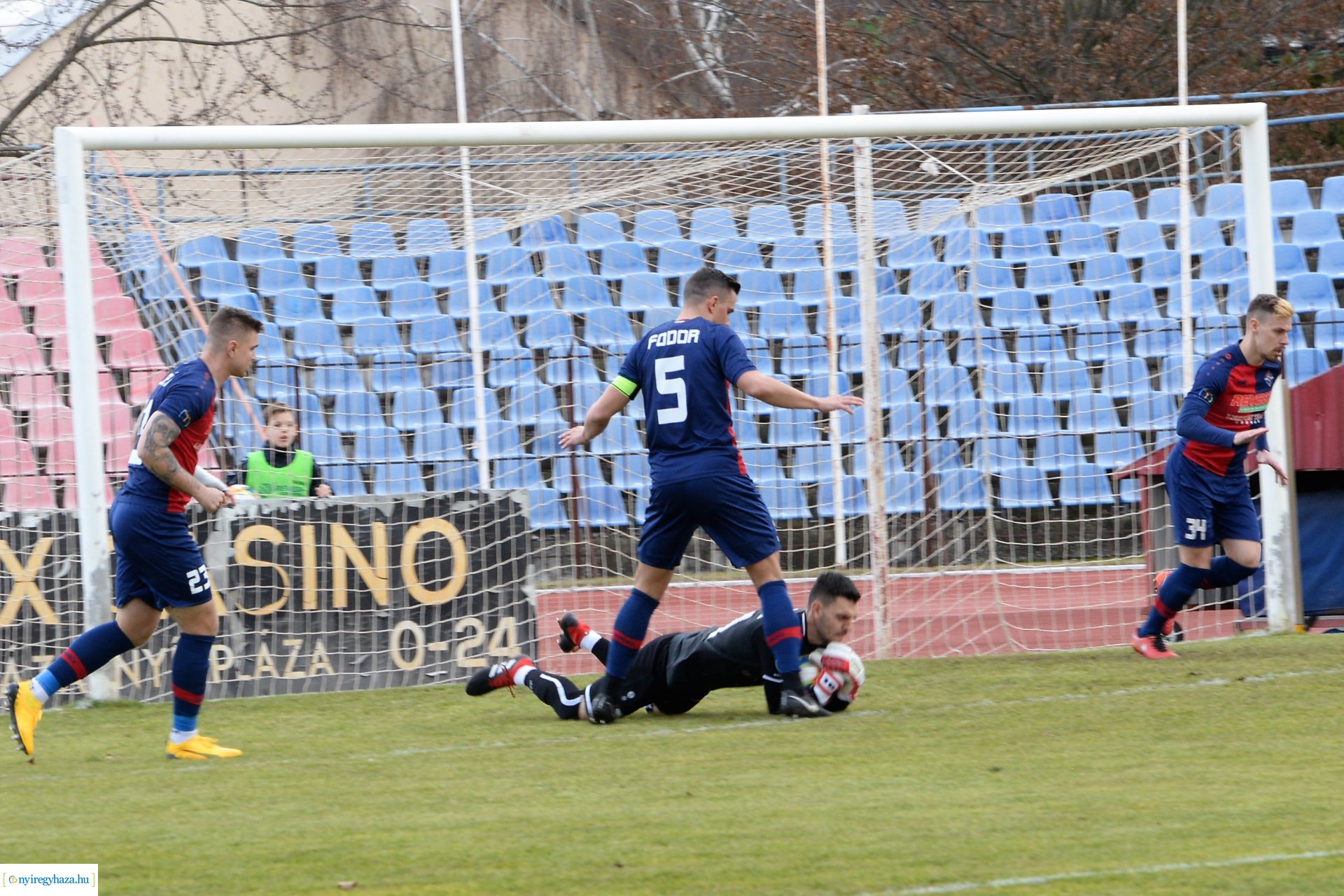 Szpari-Soroksár labdarúgó mérkőzés