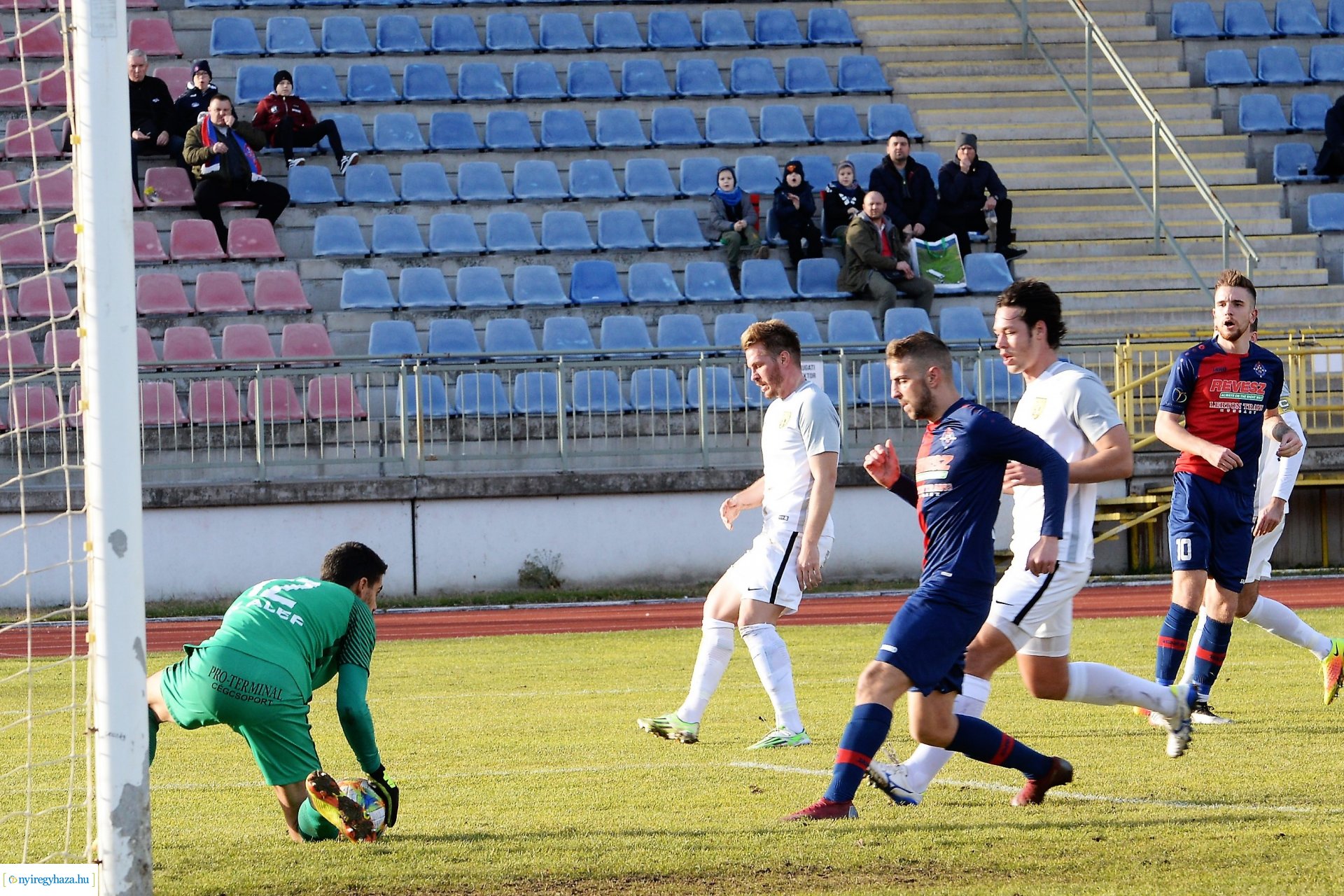 Szpari-Soroksár labdarúgó mérkőzés