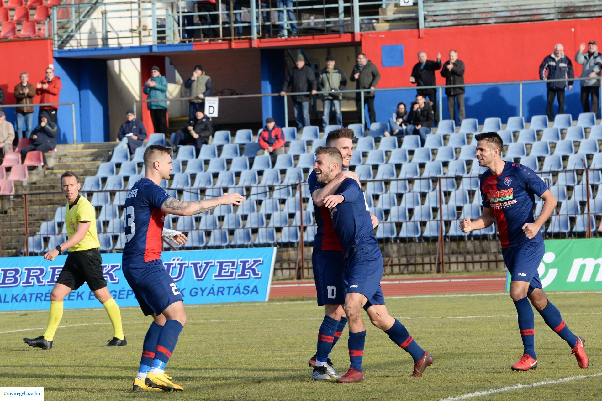 Szpari-Soroksár labdarúgó mérkőzés