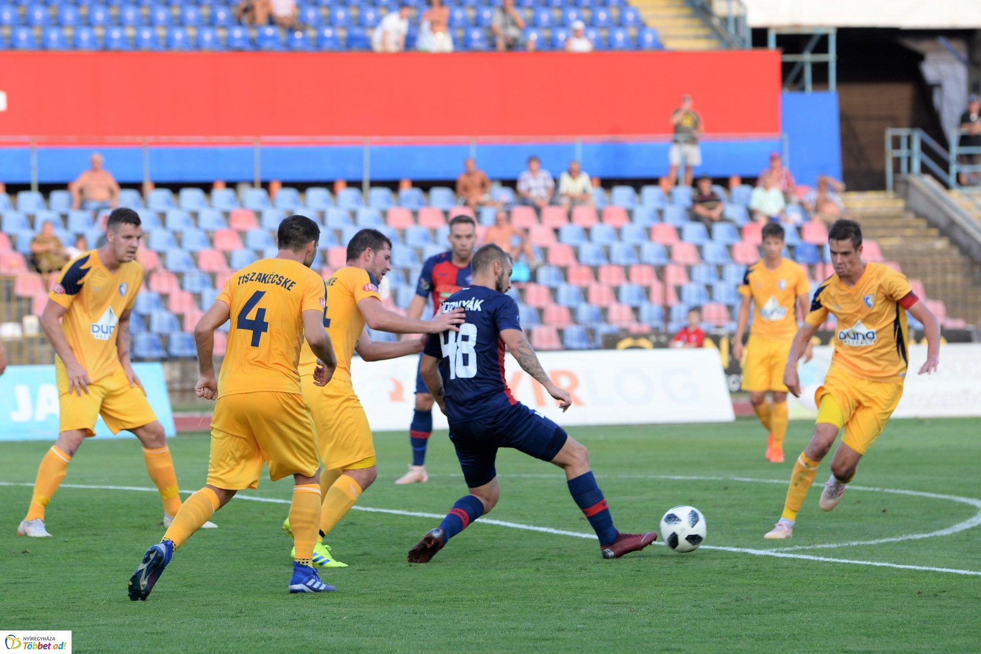 Szpari-Tiszakécske labdarúgó mérkőzés