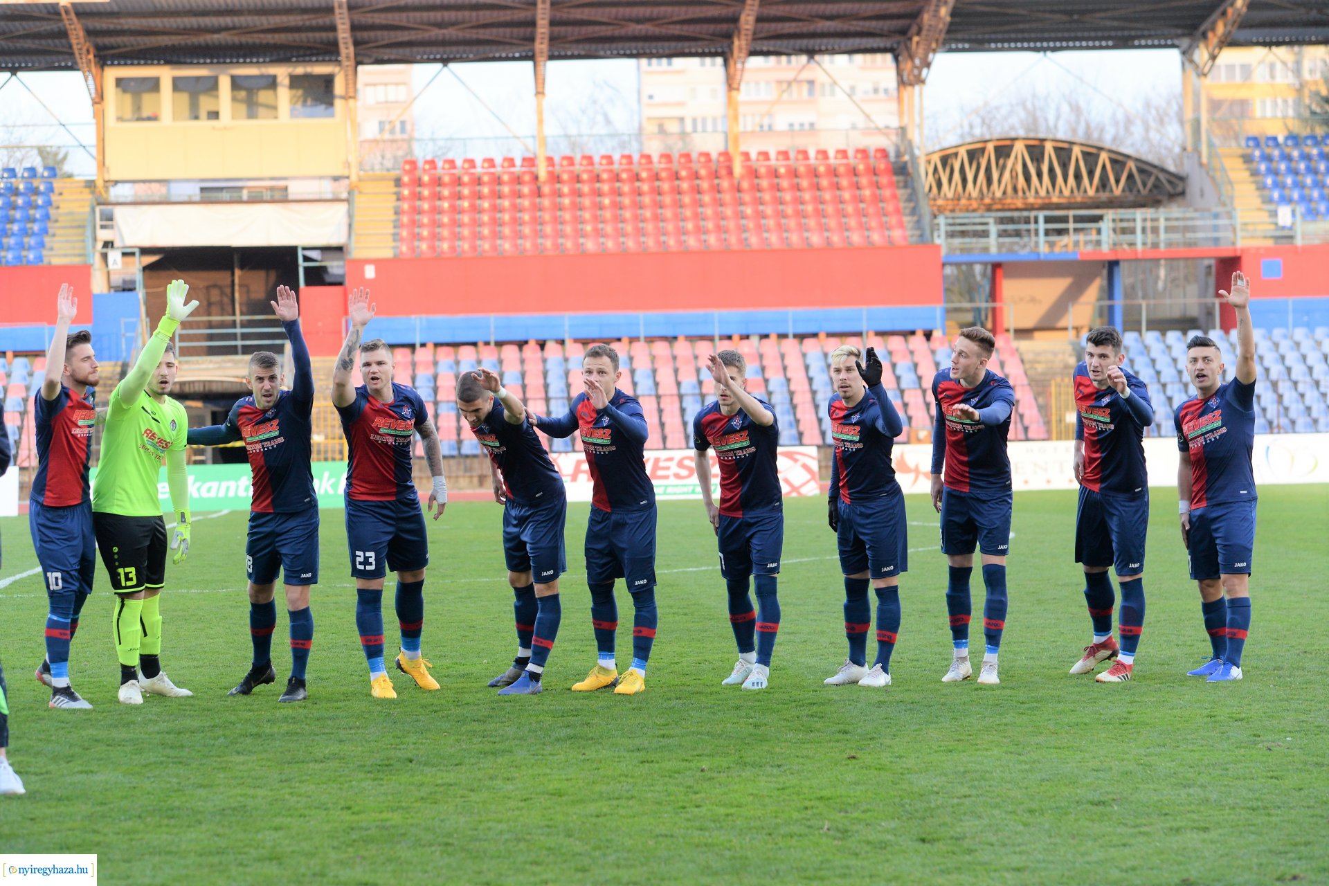 Szpari-WKW ETO FC Győr labdarúgó mérkőzés