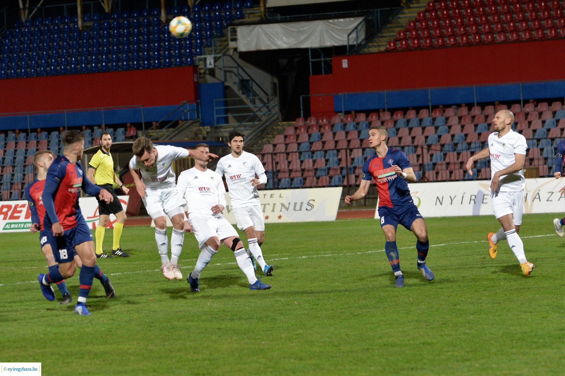 Szpari-WKW ETO FC Győr labdarúgó mérkőzés