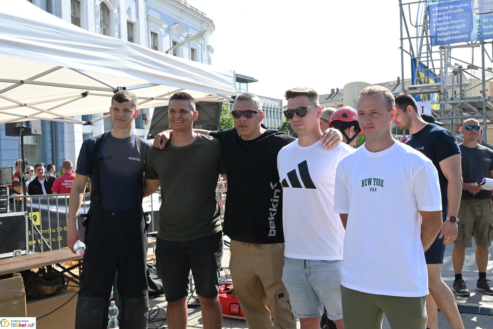 Sztárek Ferenc Tűzoltó Erőpróba Nyíregyháza belvárosában