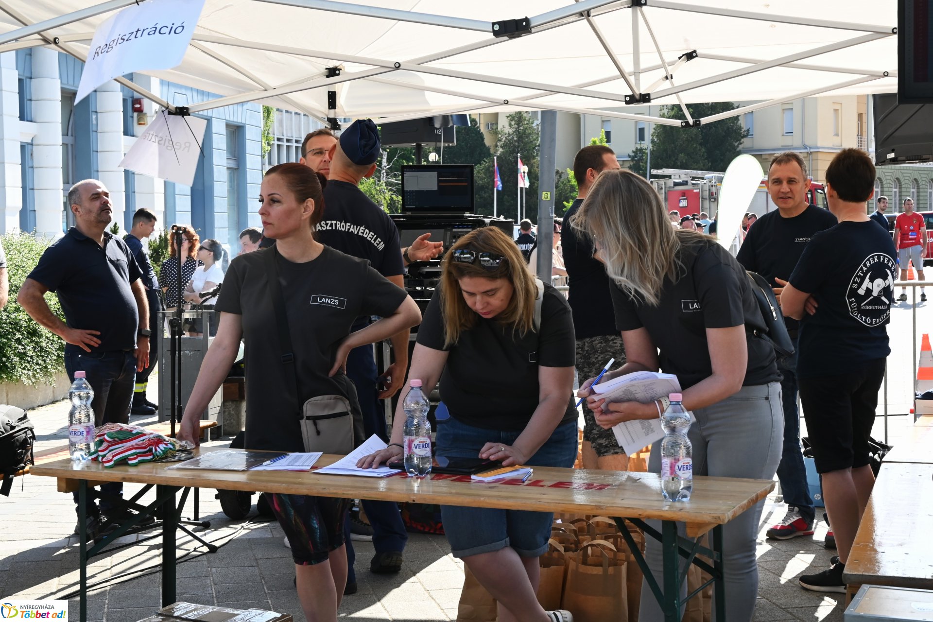 Sztárek Ferenc Tűzoltó Erőpróba Nyíregyháza belvárosában