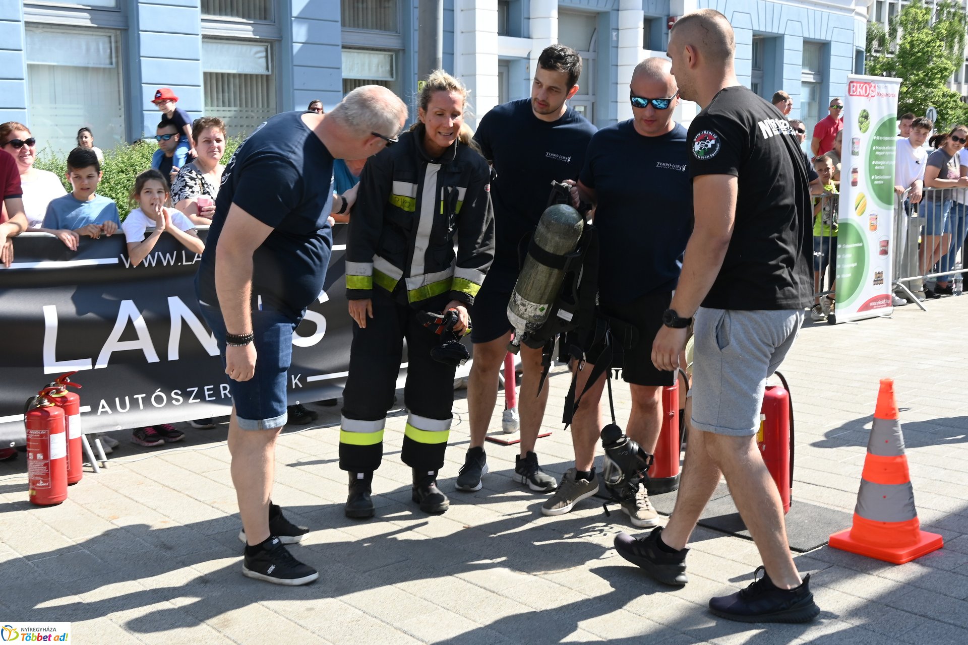 Sztárek Ferenc Tűzoltó Erőpróba Nyíregyháza belvárosában
