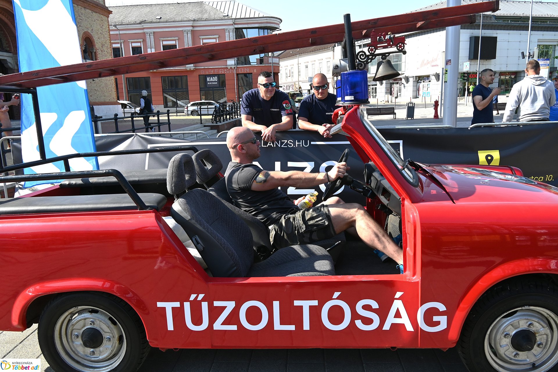 Sztárek Ferenc Tűzoltó Erőpróba Nyíregyháza belvárosában