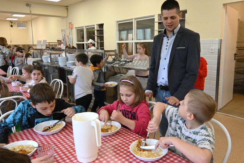 Szupermenza a Kertvárosban