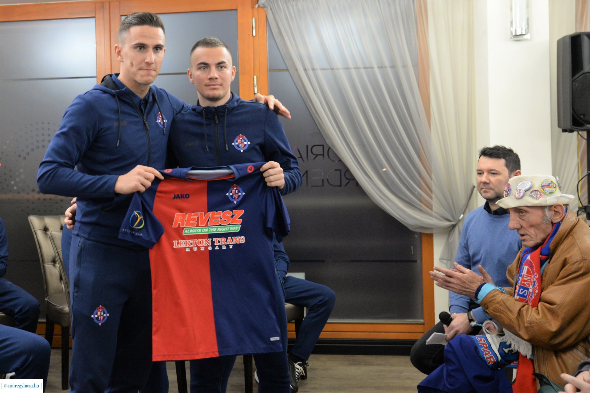 Szurkolói ankét 2020. tavasz