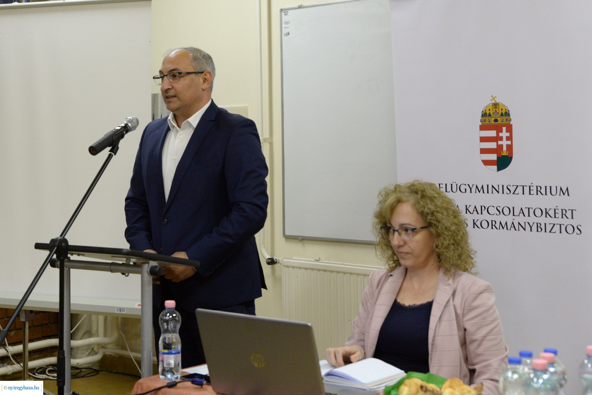 Tájékoztató a roma pályázati lehetőségekről