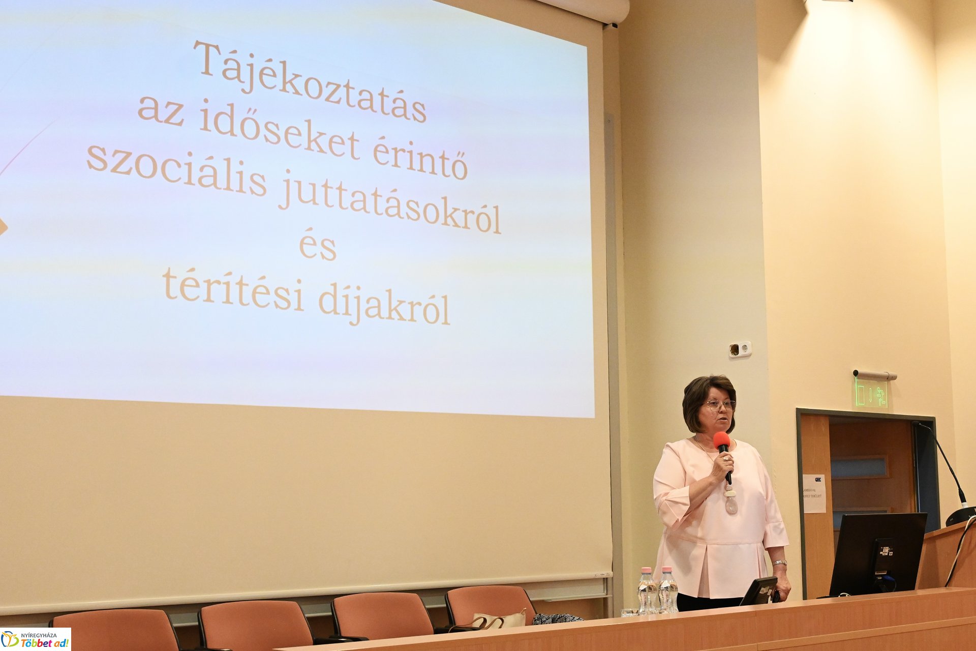 Tájékoztató előadás az időseket érintő juttatásokról