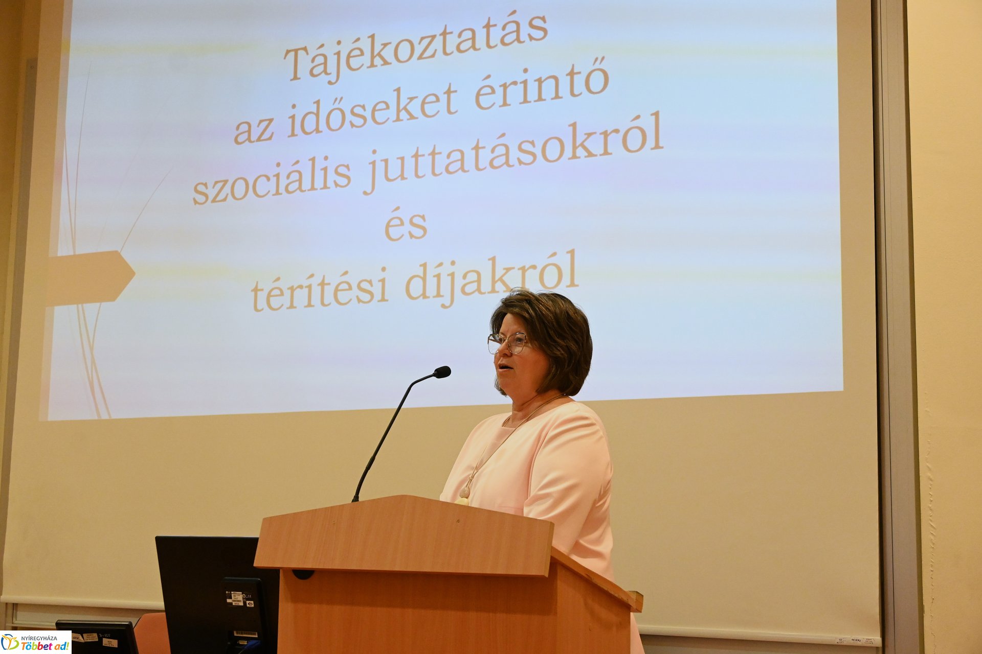 Tájékoztató előadás az időseket érintő juttatásokról