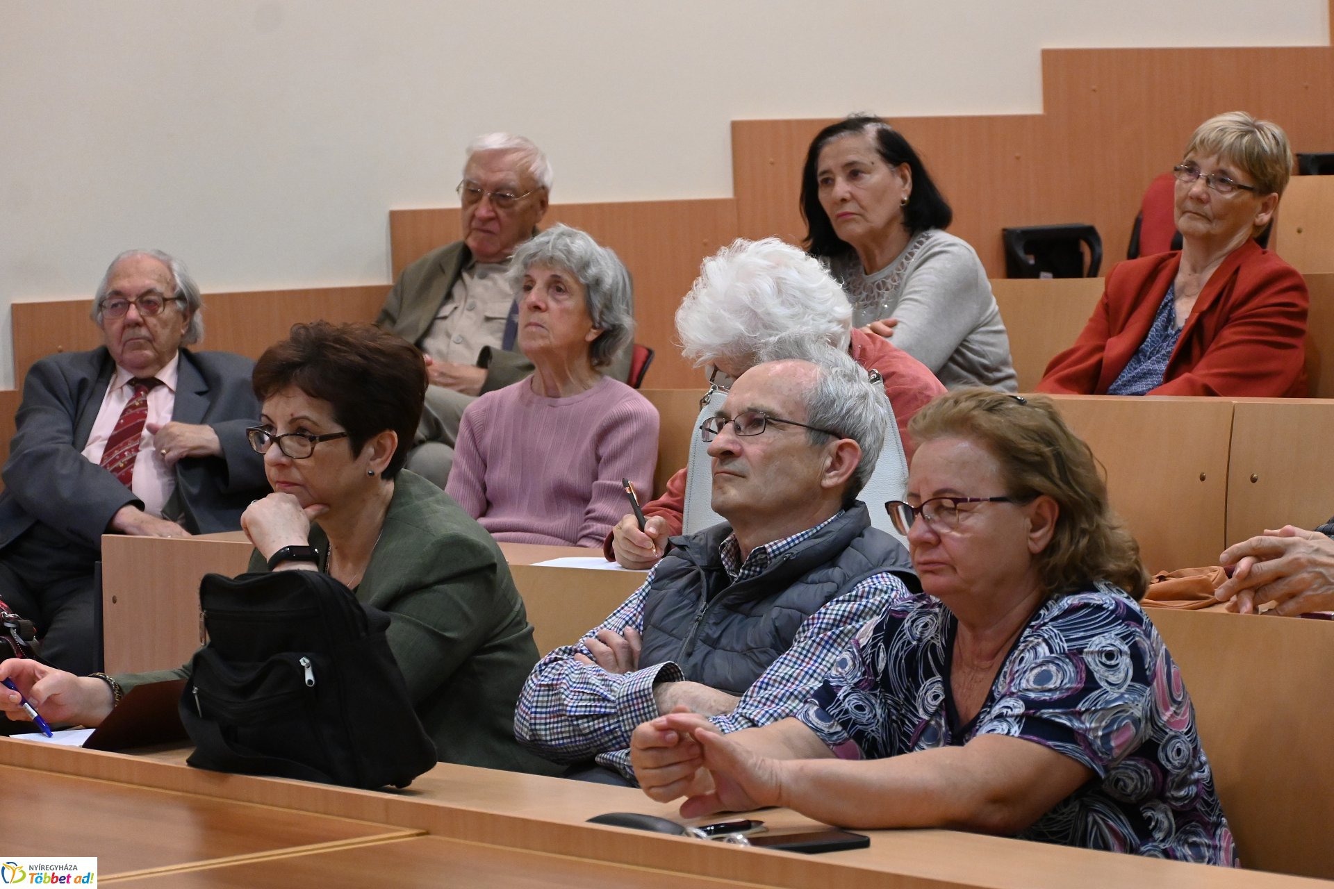 Tájékoztató előadás az időseket érintő juttatásokról