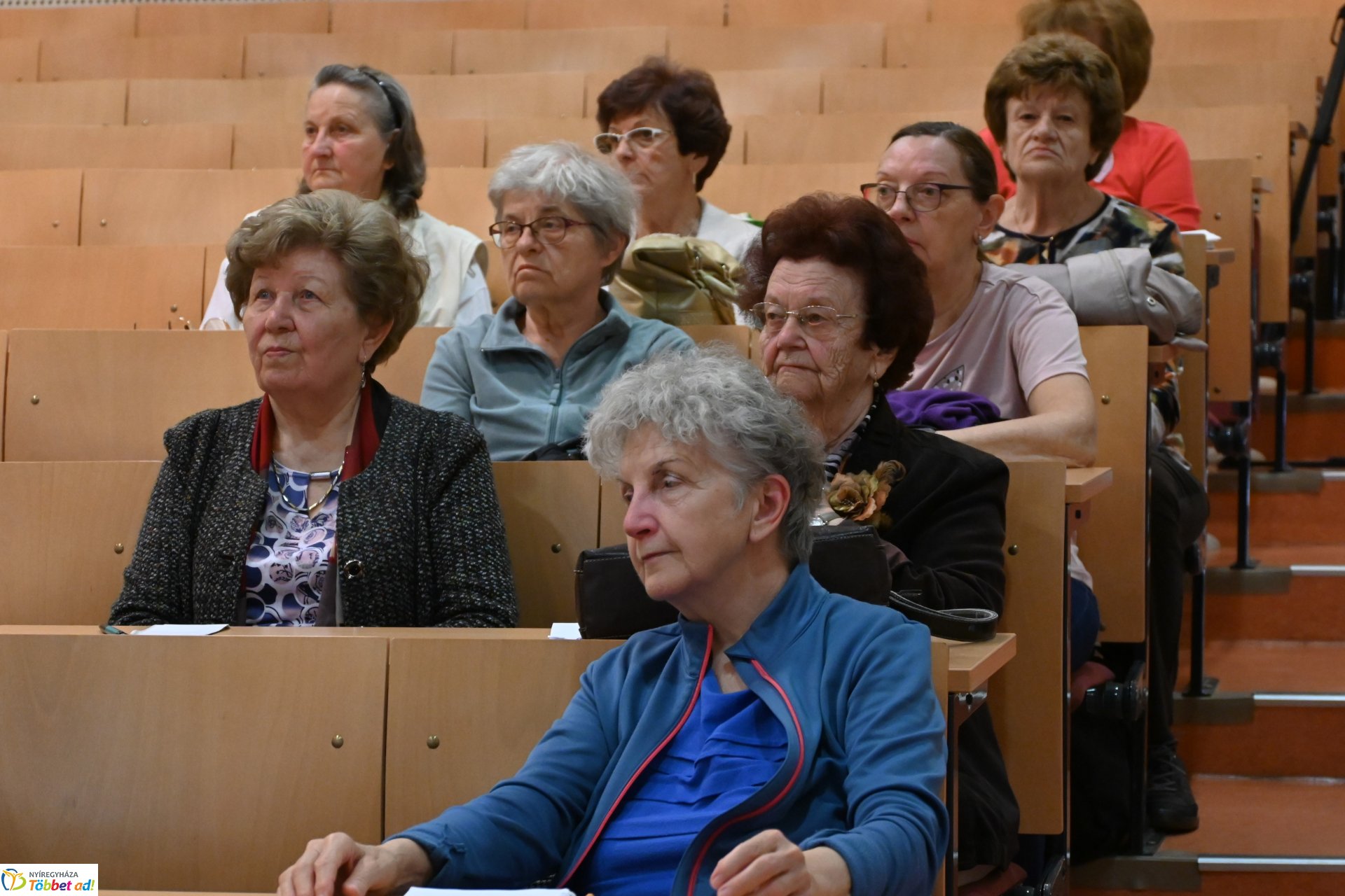 Tájékoztató előadás az időseket érintő juttatásokról