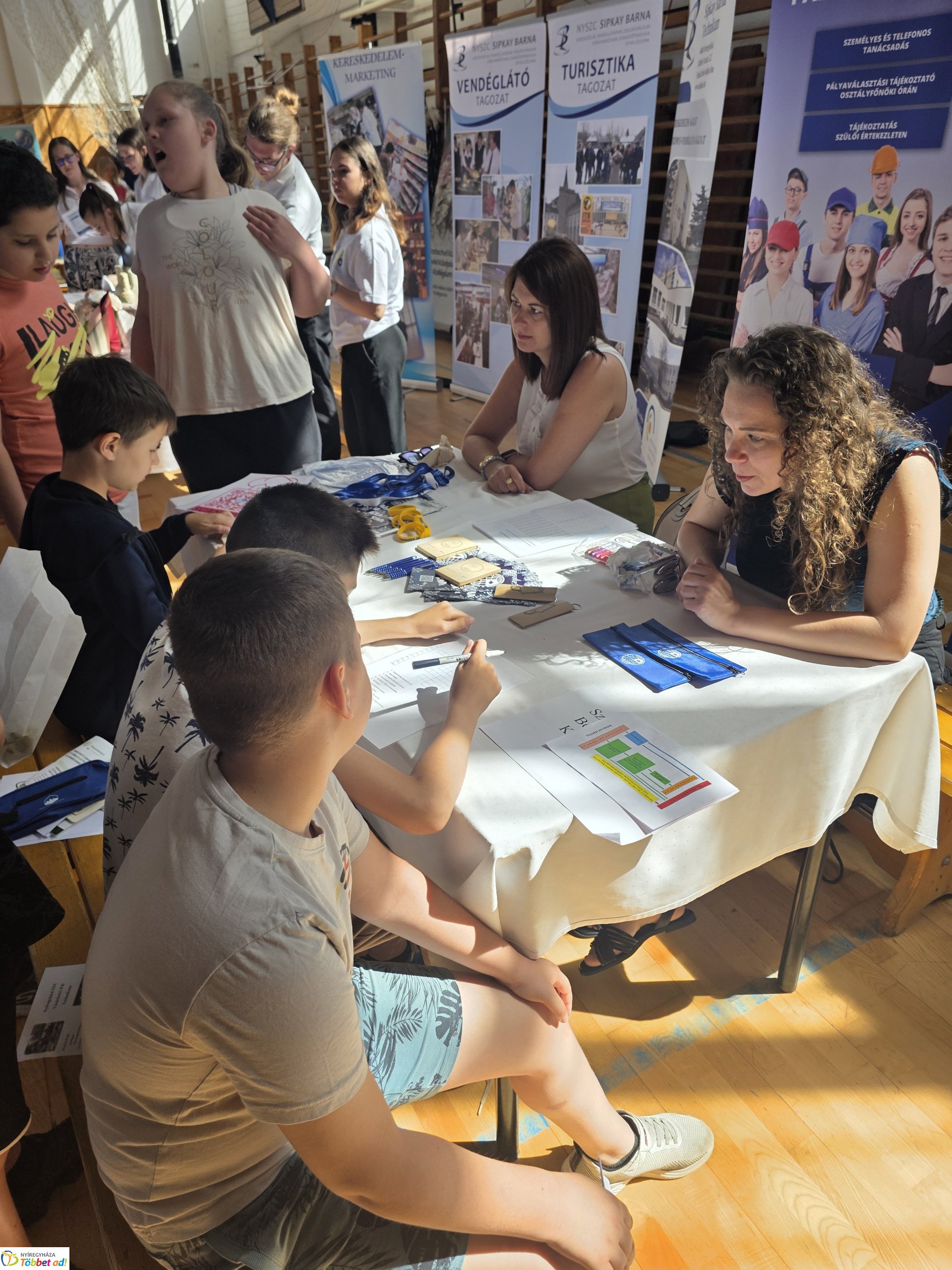 Talentum-Díj-A tehetséges nyolcadikosokat jutalmazták