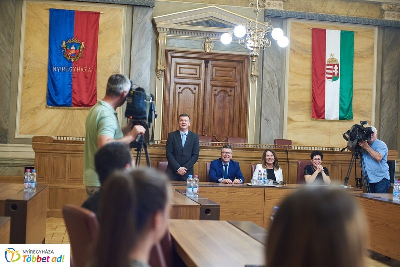 Támogatás rászoruló hallgatóknak 20190619