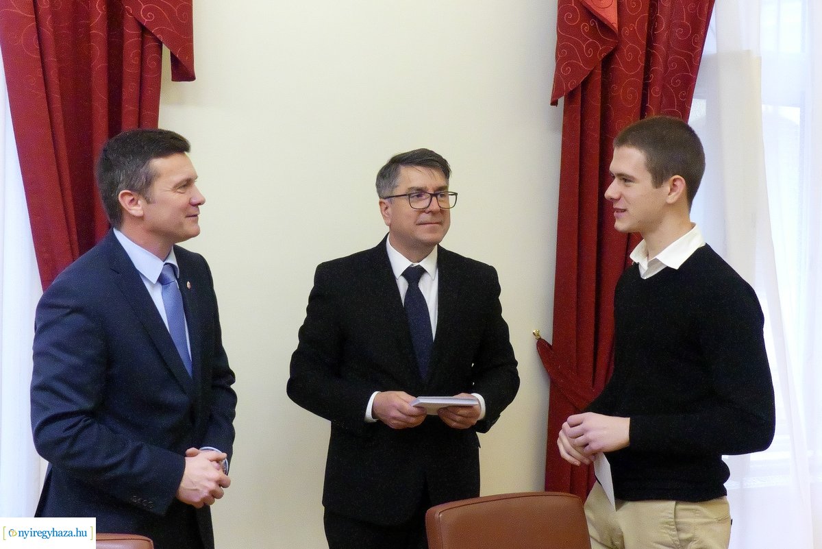 Támogatás rászoruló hallgatóknak 20191214