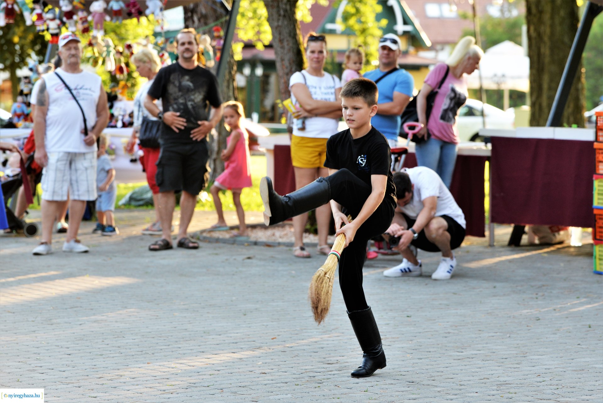 Táncest Sóstón - csütörtökön családi programok várták az érdeklődő közönséget