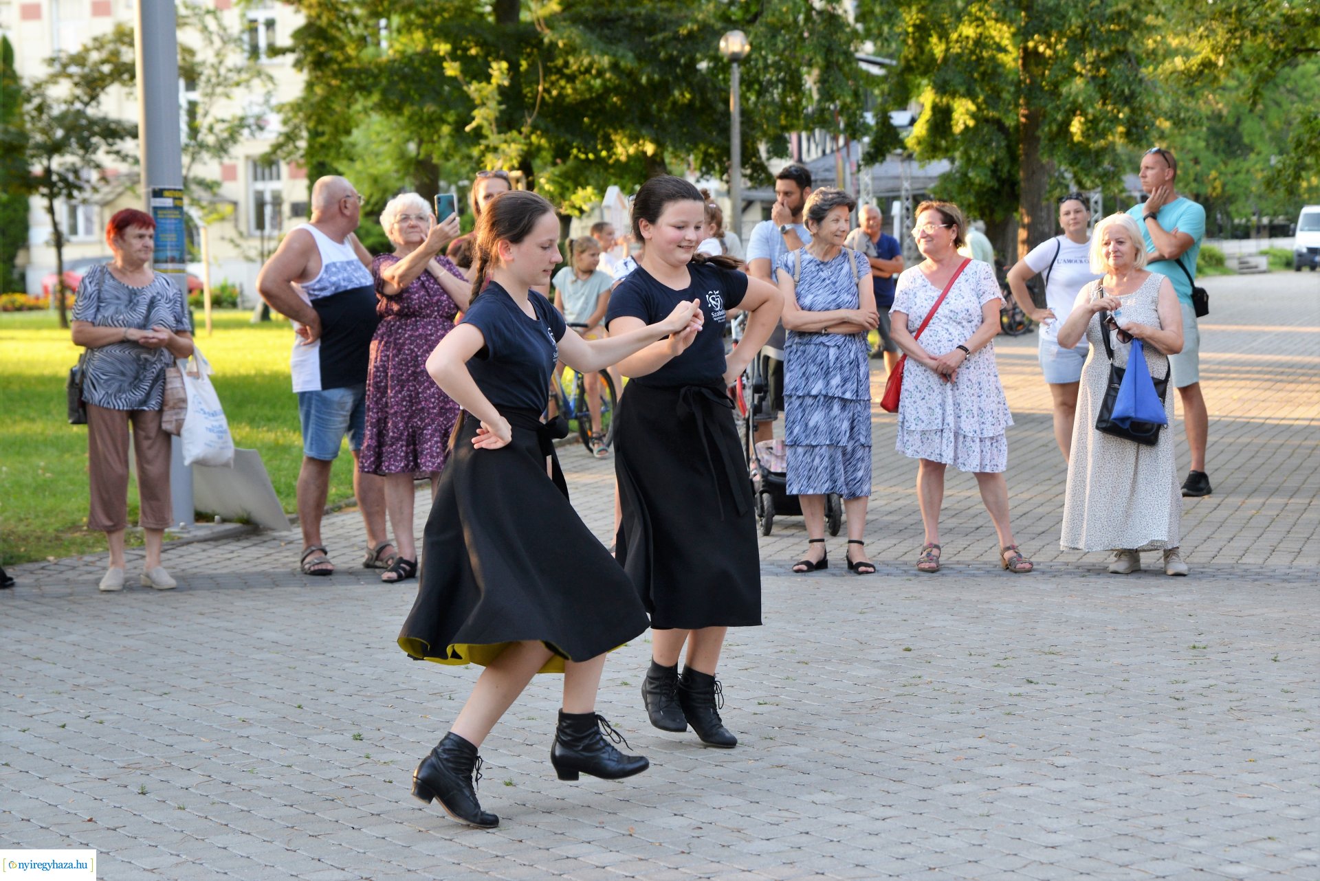 Táncest Sóstón - csütörtökön családi programok várták az érdeklődő közönséget